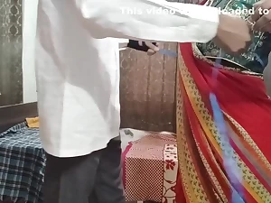 Salu Bhabhi Seduces Ladies Tailor For Fucking With Clear Hindi Audio