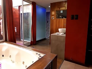 I Fucked My Friends Fitness Mom In The Ass And Came Inside Her