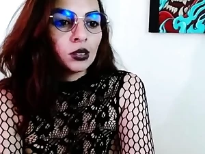 Big Boobs MILF Do A Tit Fuck