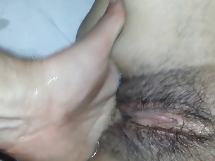 Amateur Fingering Hairy MILF Orgasm Pussy Squirting Wife