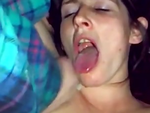 Amateur Blowjob Brünette Creampie Abspritzen Gesichts Gang bang Hardcore