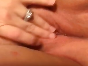amateur BBW vingerzetting horny huisvrouw masturbatie milf tiener