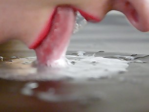 Amateur Blowjob Close Up Couple Cumshot Fetish Hot Kiss