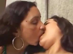 tyłek córka fetysz pierdolić pocałunek lesbijka mamusia szorstki